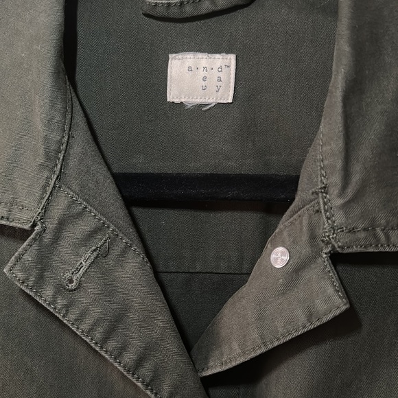 Green Jacket - Picture 2 of 5